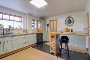 Kitchen- click for photo gallery
